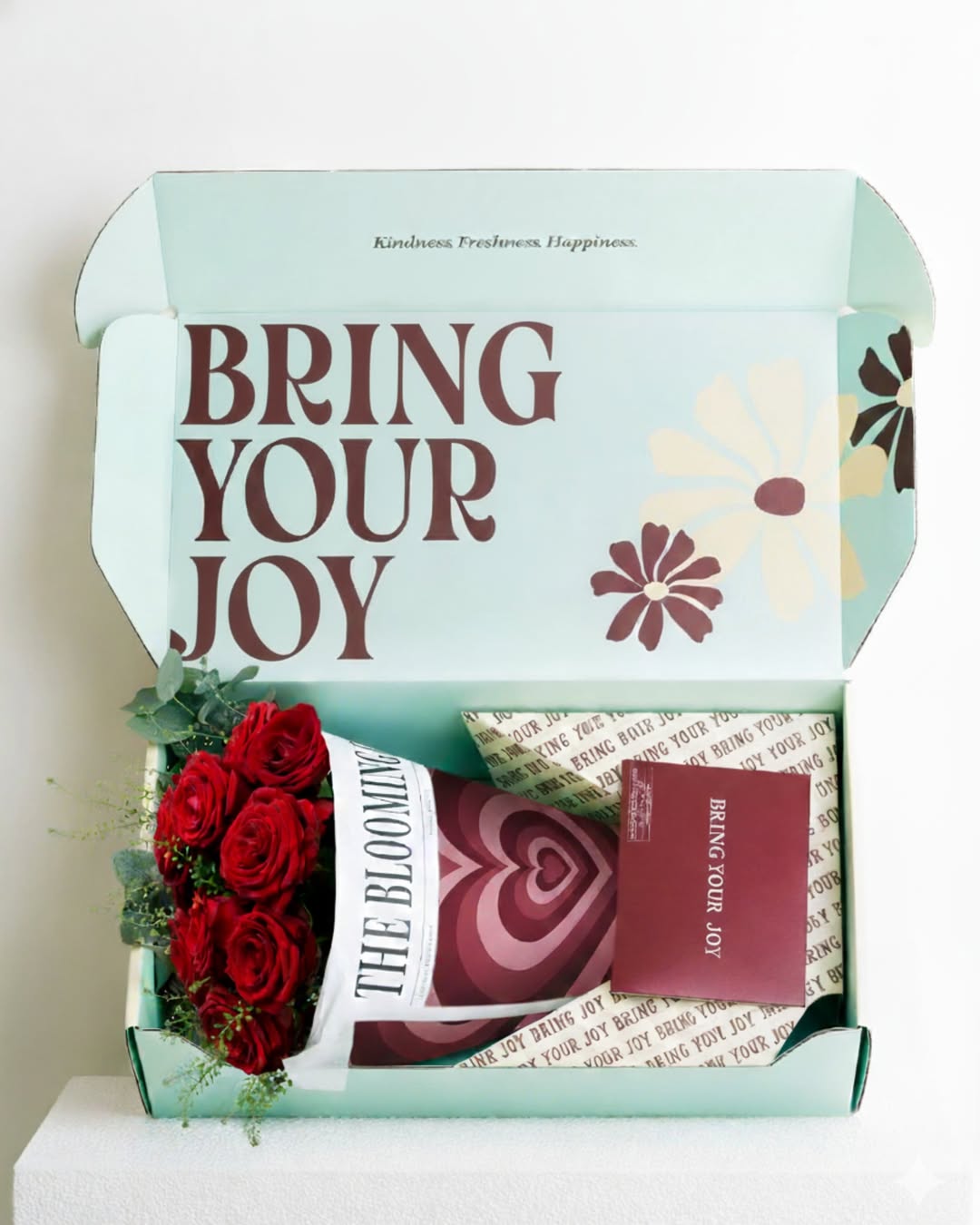Custom Luxury Gift Box with Hinged Lid – Floral & Gift Edition