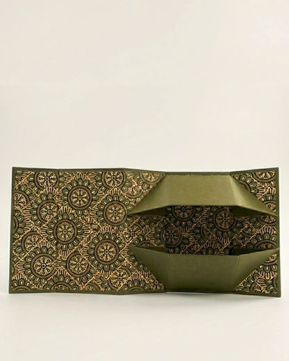 Luxury Foldable Rigid Box – Fully Customizable (MOQ 500 pcs)