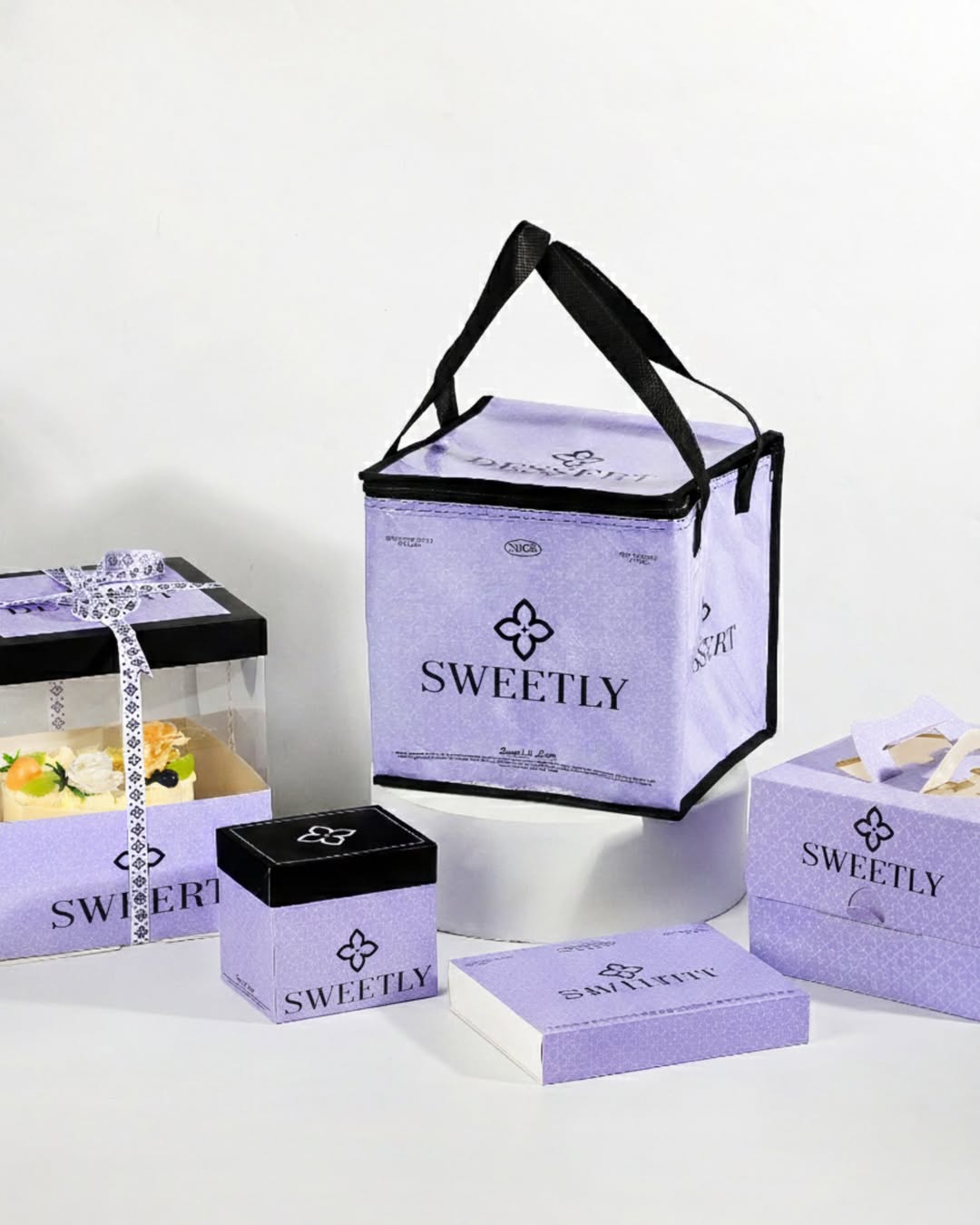 Custom Luxury Cake Packaging Set with Transparent Box – SWEETLY Collection (MOQ 500 pcs)
